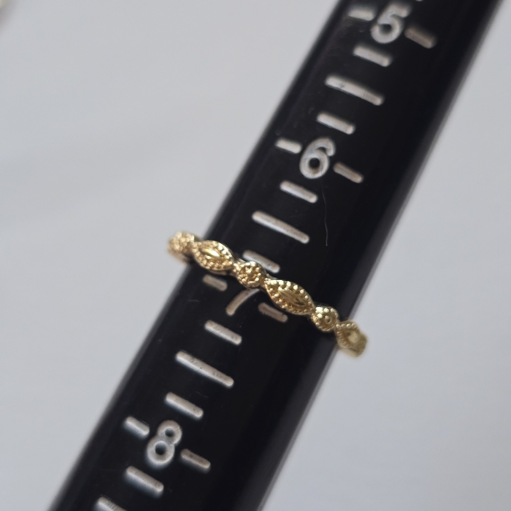 Gold-Tone Twisted Milgrain Ring Size 7 - Picture 5 of 6